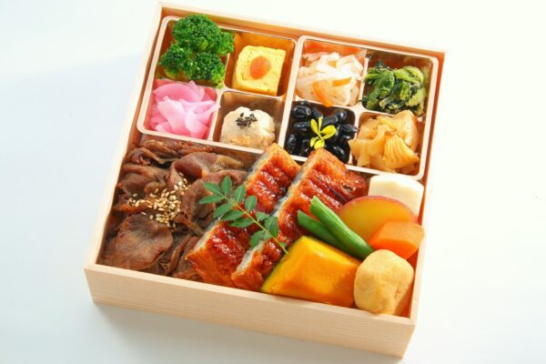 [ 23 ] 和牛甘辛煮とうなぎ重