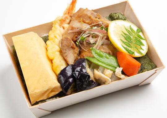 [ 917 ] 京の極み　鶏の醤油糀焼き海苔弁当