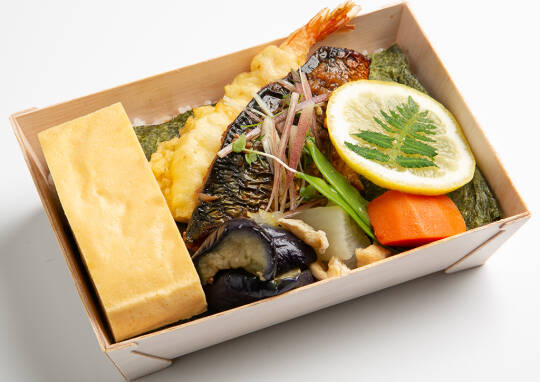 [ 918 ] 京の極み　鯖の醤油糀焼き海苔弁当